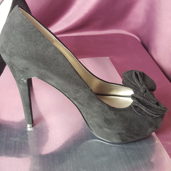 Guess Black Platform Peep Toe Bow Heels 6.5 Fabric - Picture 7 of 11